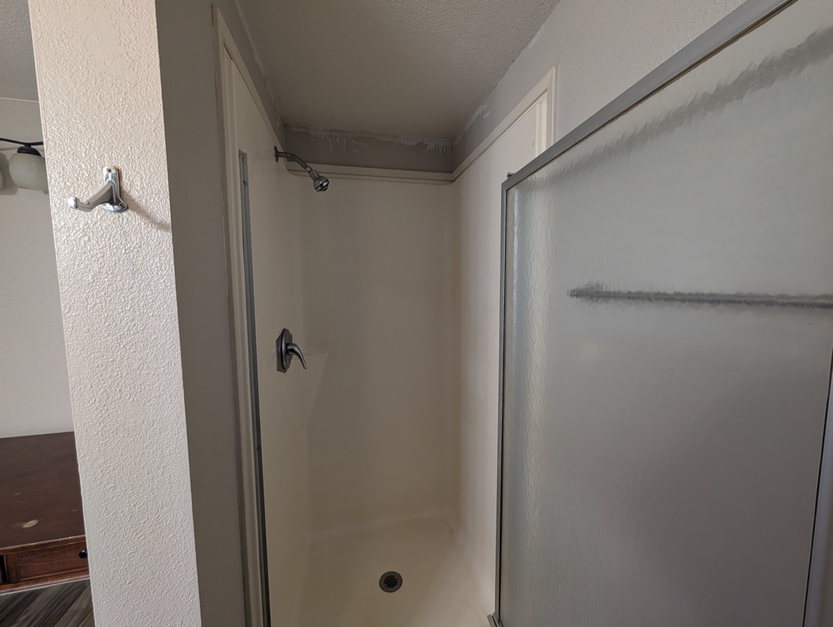 Mobile home removal in Loomis, California